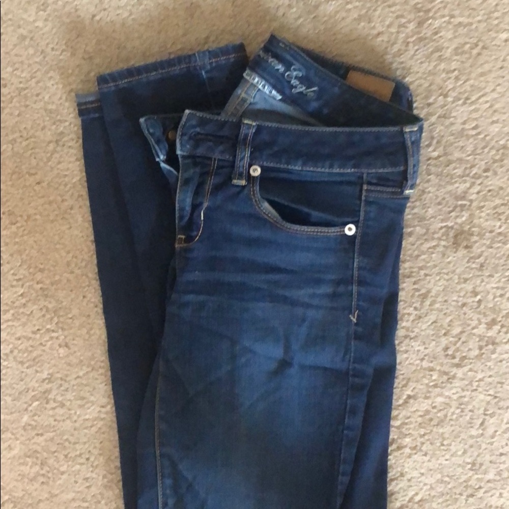 AE size 4 skinny jeans